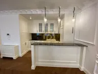 Izdavanje, trosoban stan, 125m², Vračar Hram, Vračar Sve Podlokacije - image 7