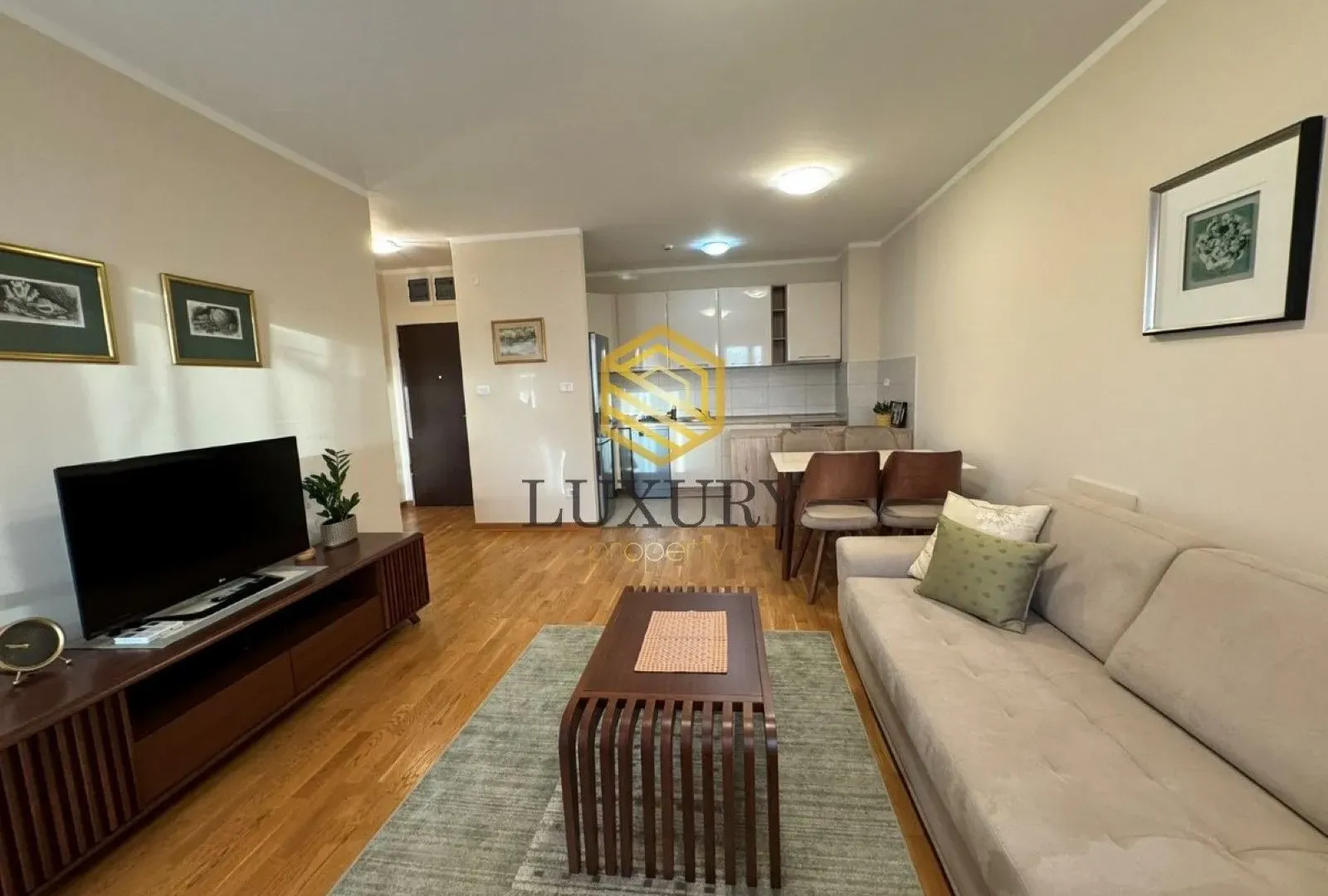 Rent, two bedroom apartment, 65m², City Kvart, Podgorica