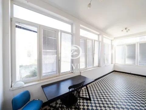 Prodaja, stan, 122m², Kalenić Pijaca, Vračar Sve Podlokacije - image 8