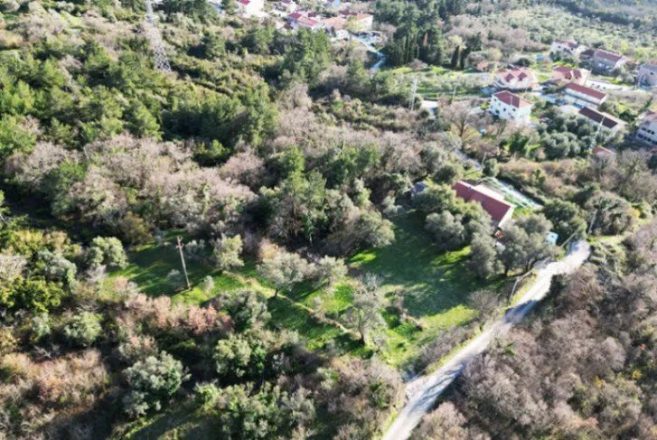 Sale, land lot, 1650m², Kavač, Kotor