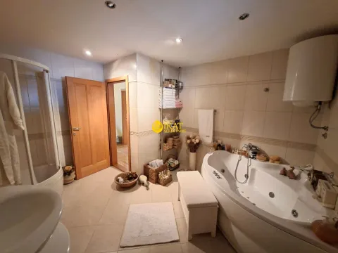 Prodaja, kuća, 265m², Palilula Sve Podlokacije, Beograd - image 16