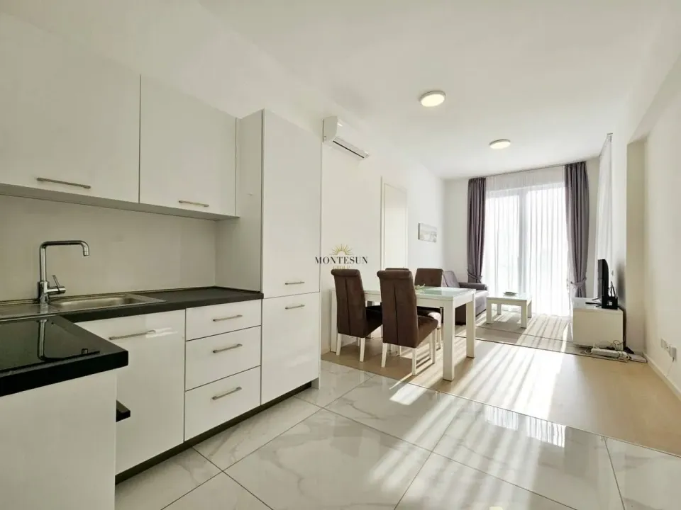 Rent, two bedroom apartment, 51m², Bečići, Budva