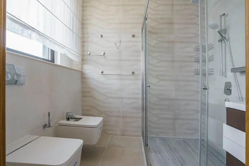 Prodaja, kuća, 420m², Krašići, Tivat