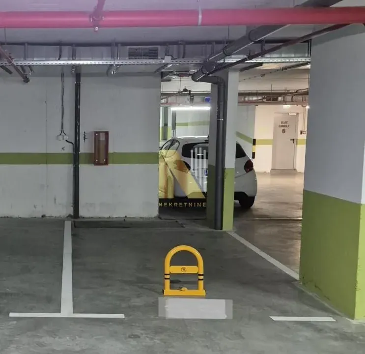 Sale, parking/garage, 14m², Rotkvarija, Novi Sad Sve Podlokacije