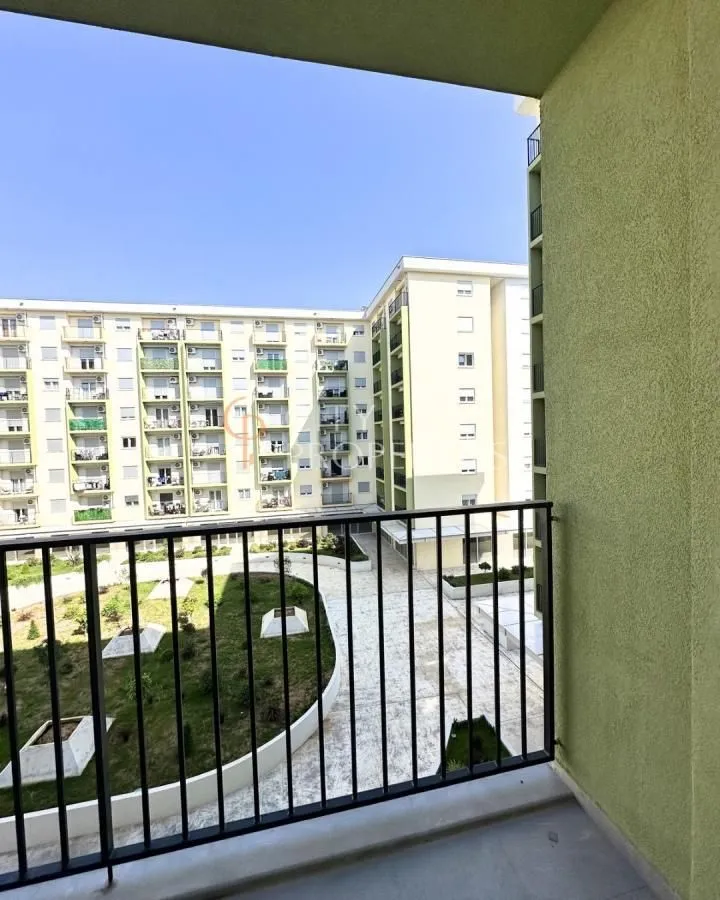 Izdavanje, stan, 40m², Pobrežje, Podgorica