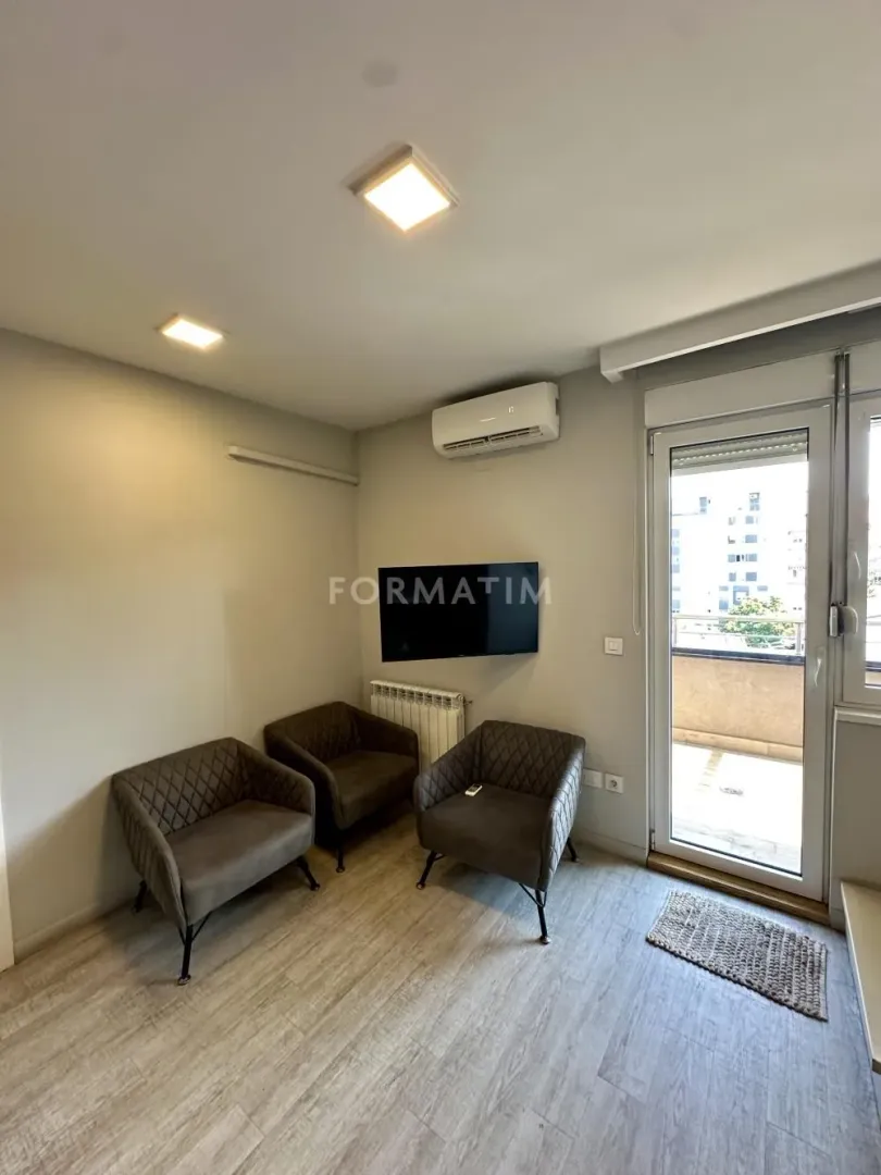 Sale, apartment, 118m², Đeram Pijaca, Beograd