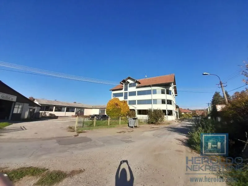 Rent, office space, 1300m², Supska, Ćuprija