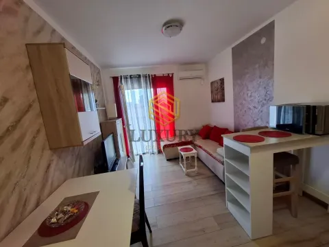 Rent, one bedroom apartment, 40m², Dalmatinska ulica, Podgorica - image 7
