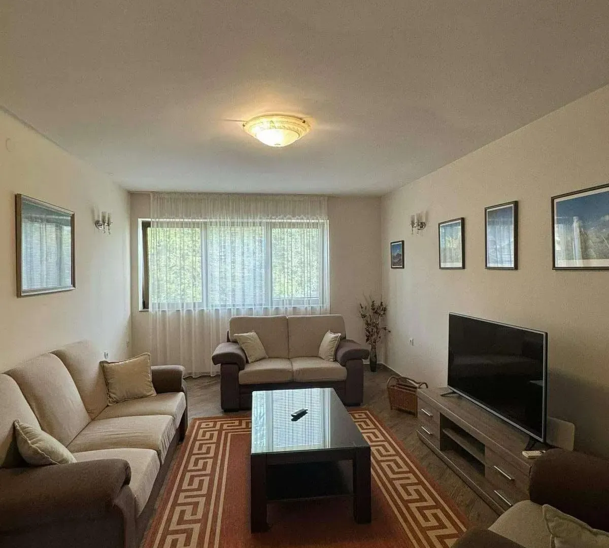 Izdavanje, jednosoban stan, 60m², Gorica C, Podgorica