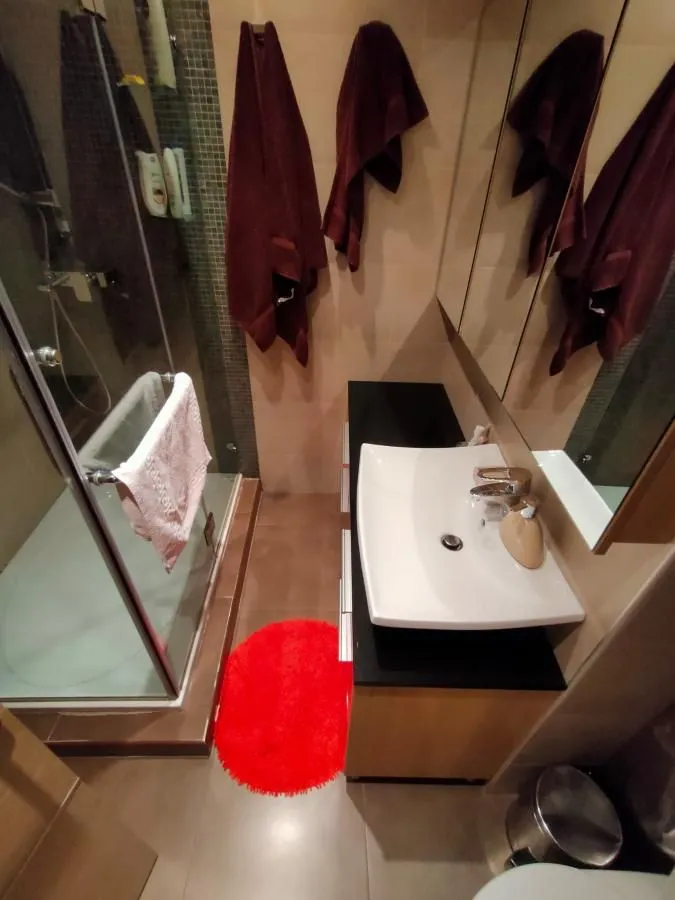 Izdavanje, trosoban stan, 103m², Spens, Novi Sad Sve Podlokacije
