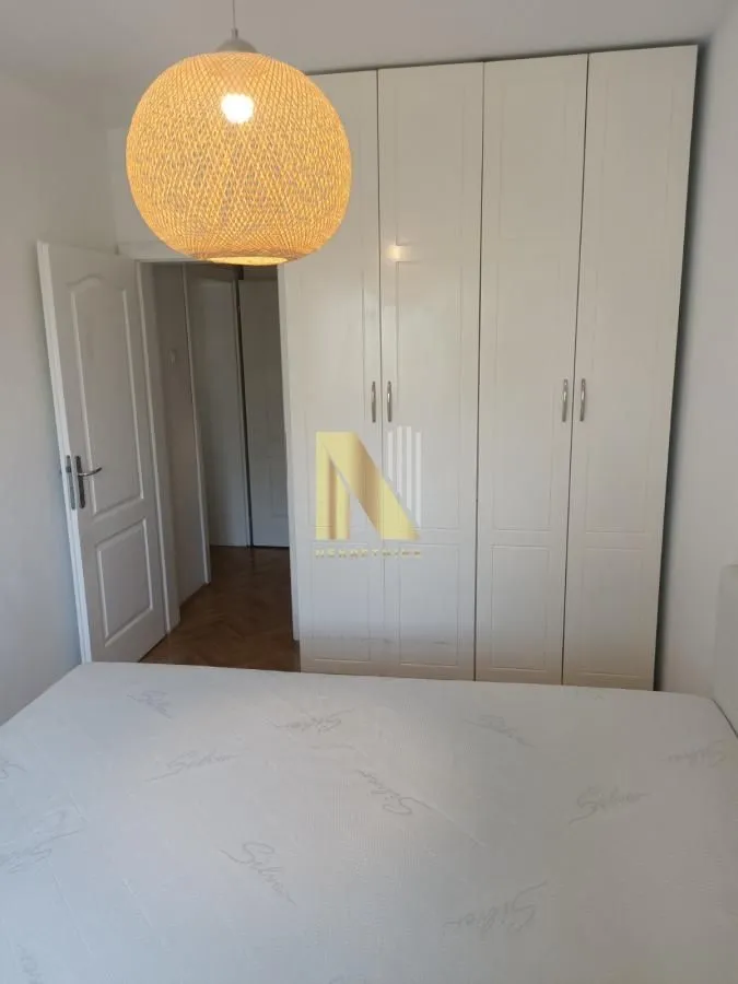 Izdavanje, dvosoban stan, 53m², Adamovićevo Naselje, Novi Sad Sve Podlokacije