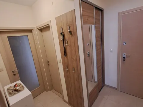 Sale, two bedroom apartment, 72m², City Kvart, Podgorica - image 9