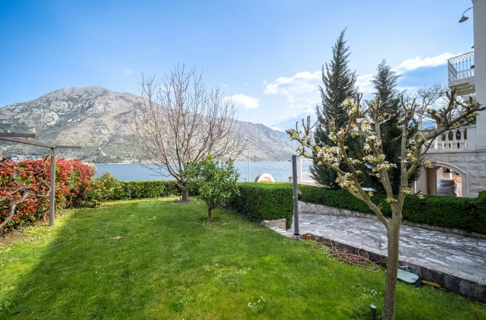 Prodaja, kuća, 484m², Stoliv, Kotor