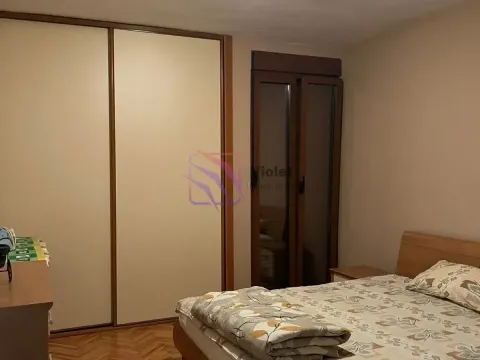 Rent, two bedroom apartment, 65m², Pejton, Podgorica - image 6