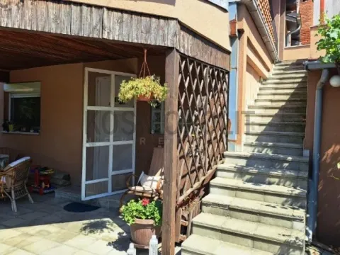 Prodaja, kuća, 130m², Mali Mokri Lug, Zvezdara Sve Podlokacije - image 7