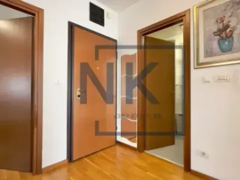 Izdavanje, dvosoban stan, 65m², City Kvart, Podgorica - image 11