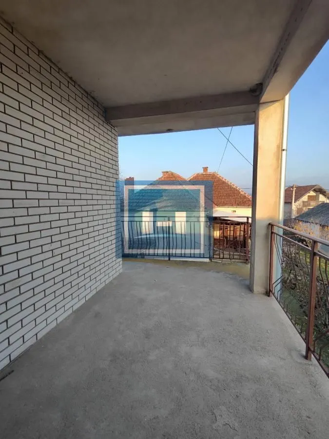 Prodaja, kuća, 200m², Dragocvet, Jagodina