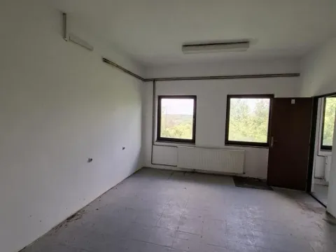 Sale, office space, 600m², Centar, Leskovac - image 16