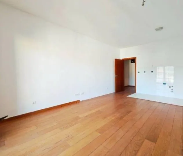 Prodaja, jednosoban stan, 36m², Momišići, Podgorica