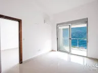 Prodaja, trosoban stan, 103m², Dobrota, Kotor - image 15