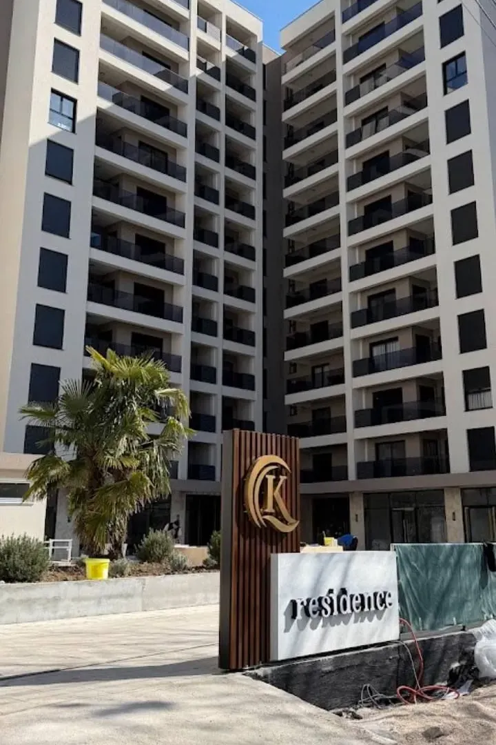 Sale, one bedroom apartment, 54m², Centar, Bar