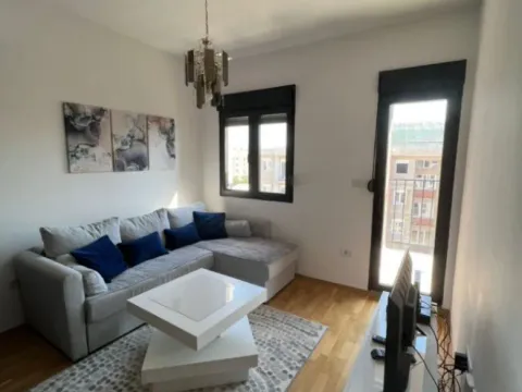 Izdavanje, jednosoban stan, 40m2, Zabjelo, Podgorica
