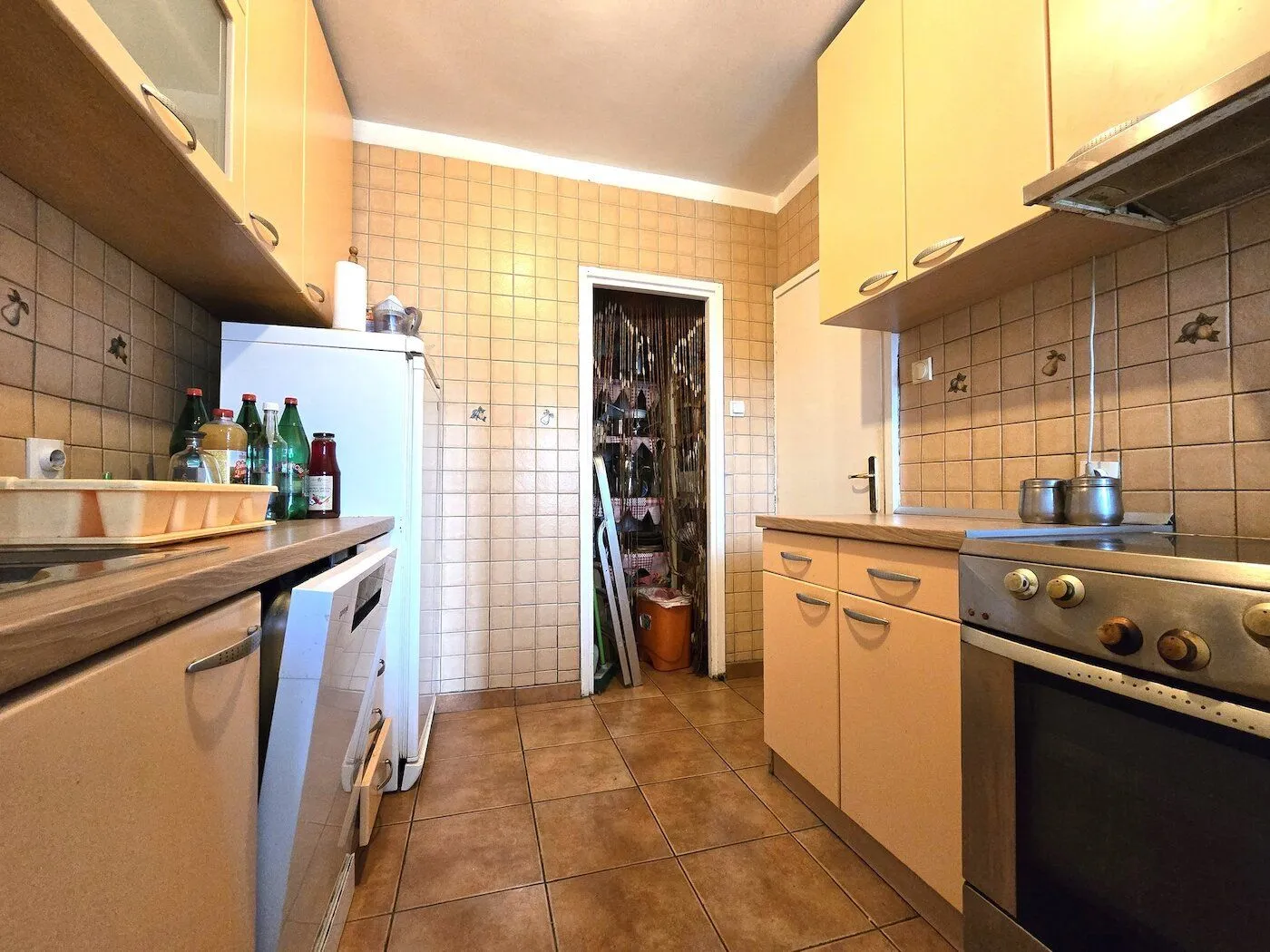 Izdavanje, stan, 100m², Preko Morače, Podgorica