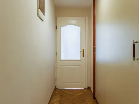 Izdavanje, kuća, 370m², Zabjelo, Podgorica - image 6