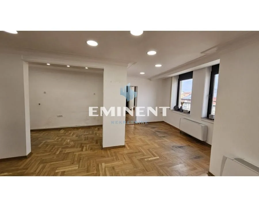 Rent, office space, 250m², Stari Grad, Beograd