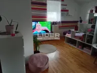 Prodaja, trosoban stan, 85m², Skojevsko Naselje, Beograd - image 8