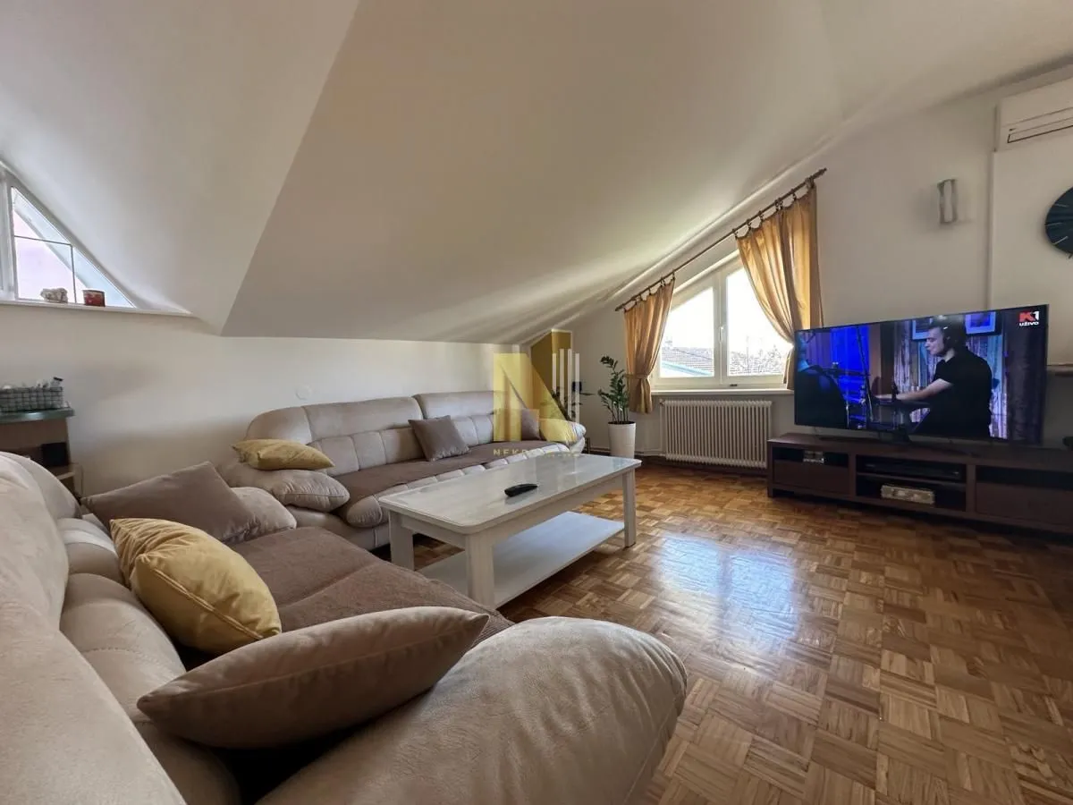 Prodaja, kuća, 298m², Klisa, Novi Sad Sve Podlokacije