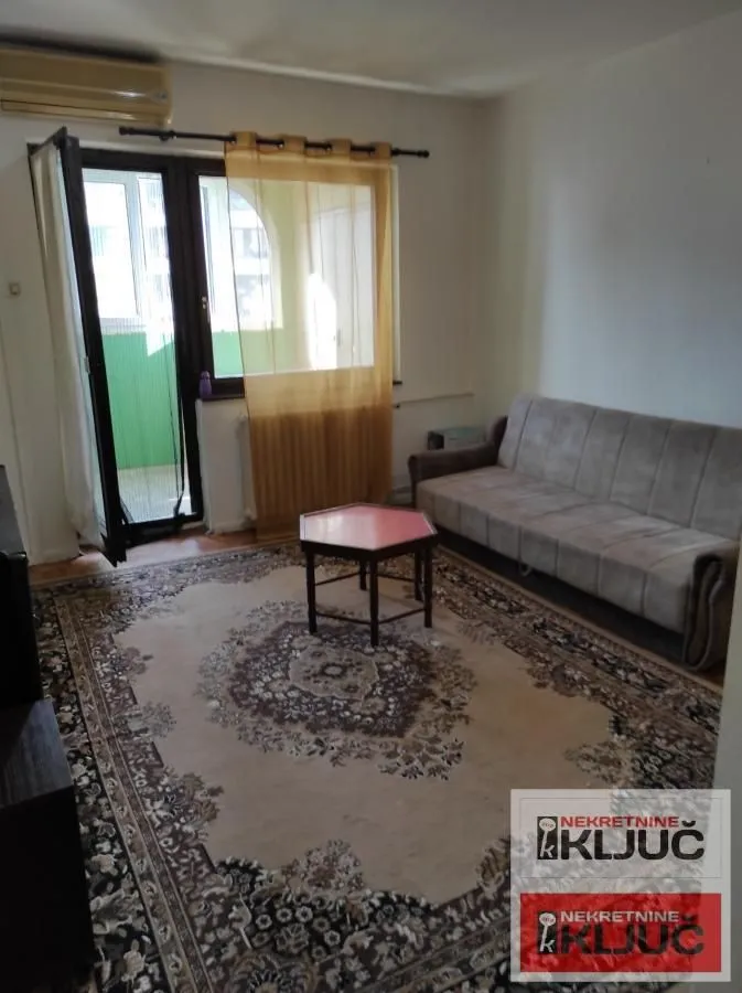 Izdavanje, dvosoban stan, 41m², Sajmište, Novi Sad