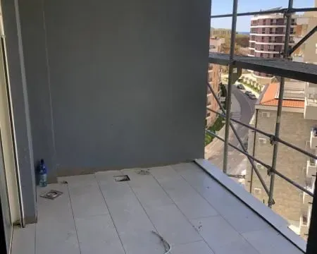 Sale, one bedroom apartment, 57m², Bečići, Budva - image 2