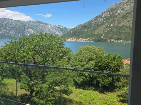 Prodaja, jednosoban stan, 56m², Stoliv, Kotor - image 4
