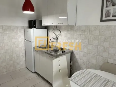 Rent, one bedroom apartment, 37m², Tološi, Podgorica - image 2