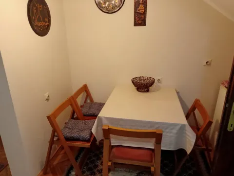 Izdavanje, dvosoban stan, 65m², Zagorič, Podgorica - image 4