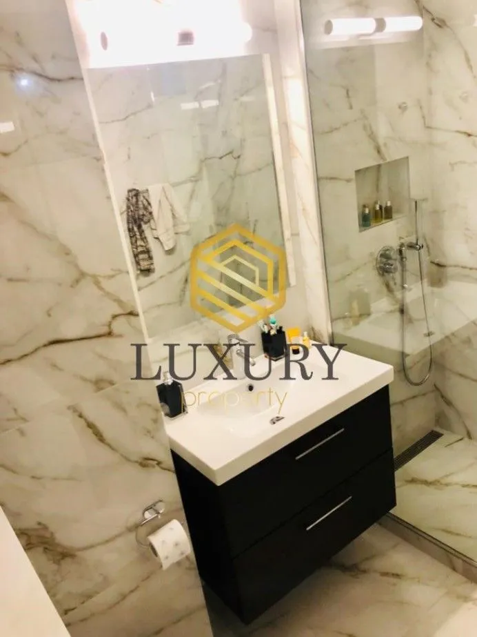 Izdavanje, trosoban stan, 125m², Gorica C, Podgorica