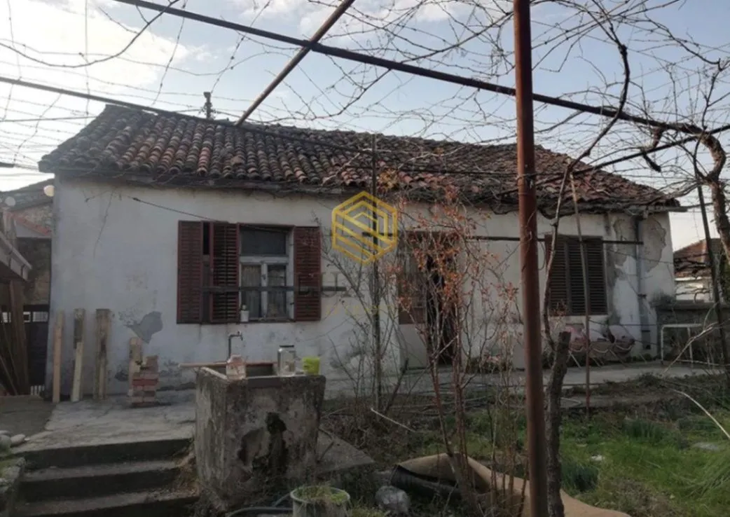 Prodaja, kuća, 118m², Stara Varoš, Podgorica