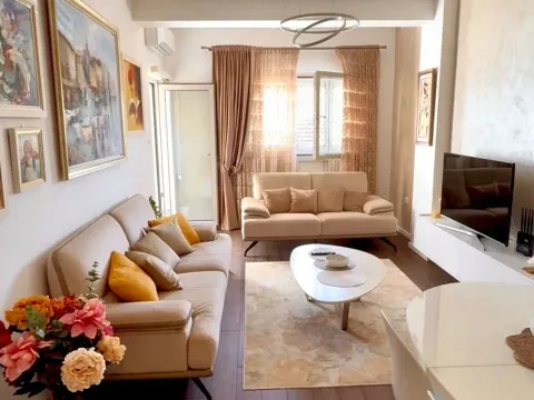 Rent, two bedroom apartment, 70m², Preko Morače, Podgorica - image 3