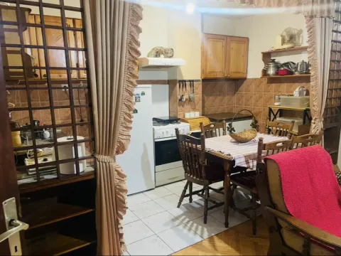 Rent, house, 70m², Ljubović, Podgorica - image 2