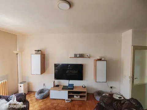 Sale, two bedroom apartment, 58m², Resnik, Beograd - image 4