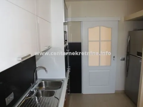 Prodaja, kuća, 254m², Donji Kokoti, Podgorica - image 8