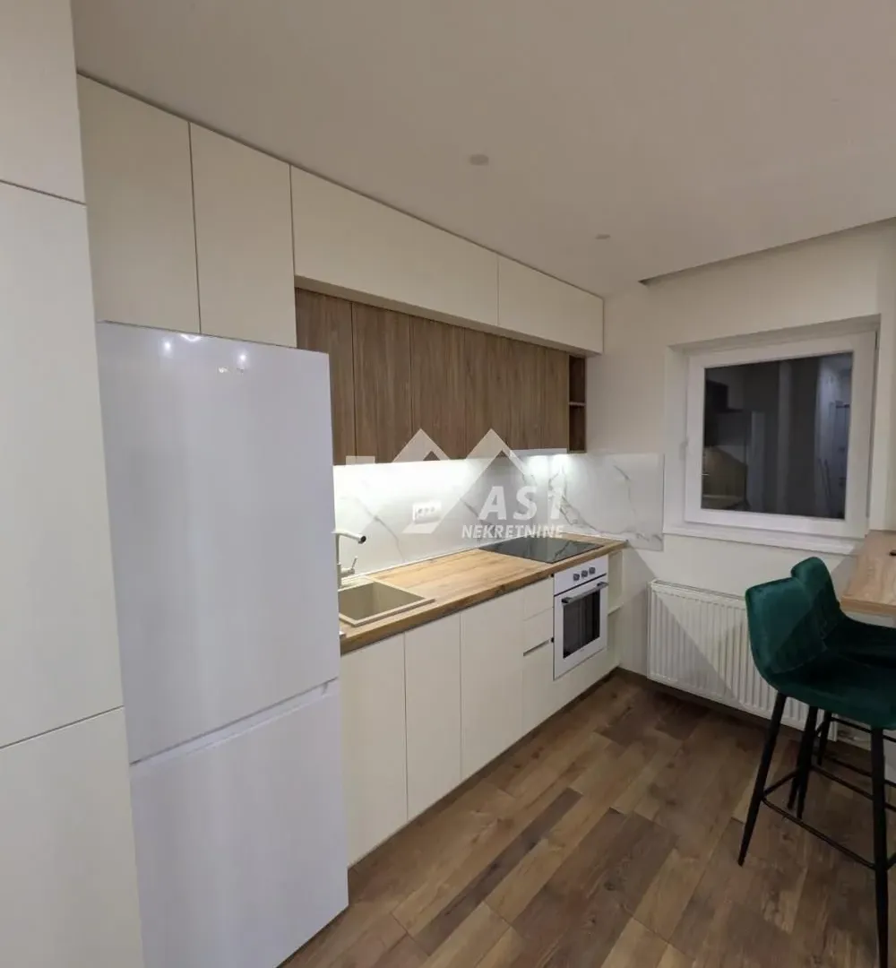 Izdavanje, stan, 28m², Novi Sad Sve Podlokacije, Novi Sad