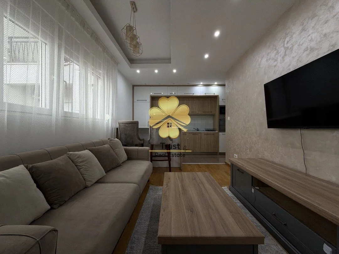 Rent, two bedroom apartment, 50m², Stari Aerodrom, Podgorica