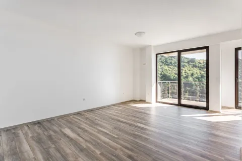 Prodaja, trosoban stan, 132m², Budva, Crna Gora - image 9