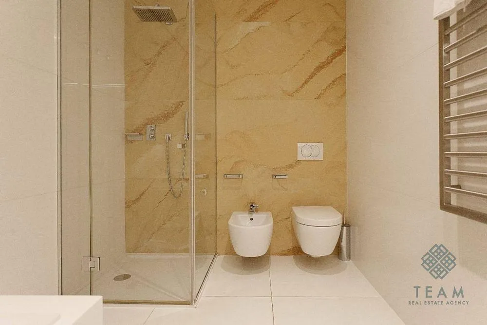 Sale, one bedroom apartment, 107m², Dukley Gardens, Budva