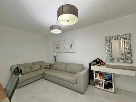 Prodaja, jednosoban stan, 52m², Rozino, Budva - image 3