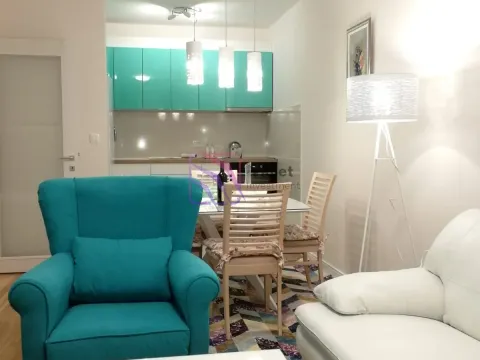 Rent, one bedroom apartment, 49m², Central Point, Podgorica - image 8