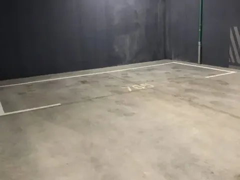 Izdavanje, dvosoban stan, 69m², Master Kvart, Podgorica - image 2