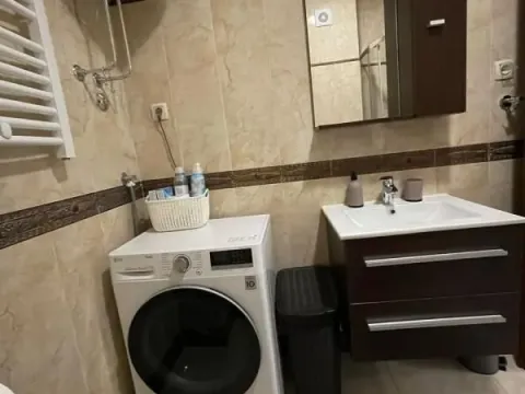 Sale, one bedroom apartment, 60m², Bečići, Budva - image 8